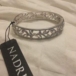 Nadri leaf bracelet